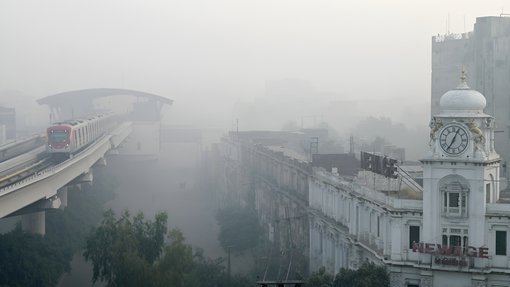 foggy train