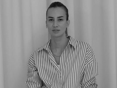 Black and white portrait woman