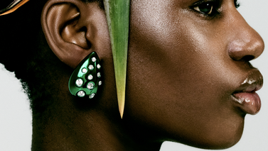 Woman wearing a statement earrings
