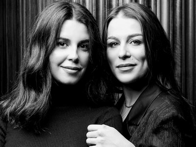 Black and white potrrait of ttwo women