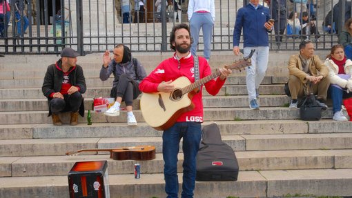 Monmarte Busker by Maryam Al-Hail